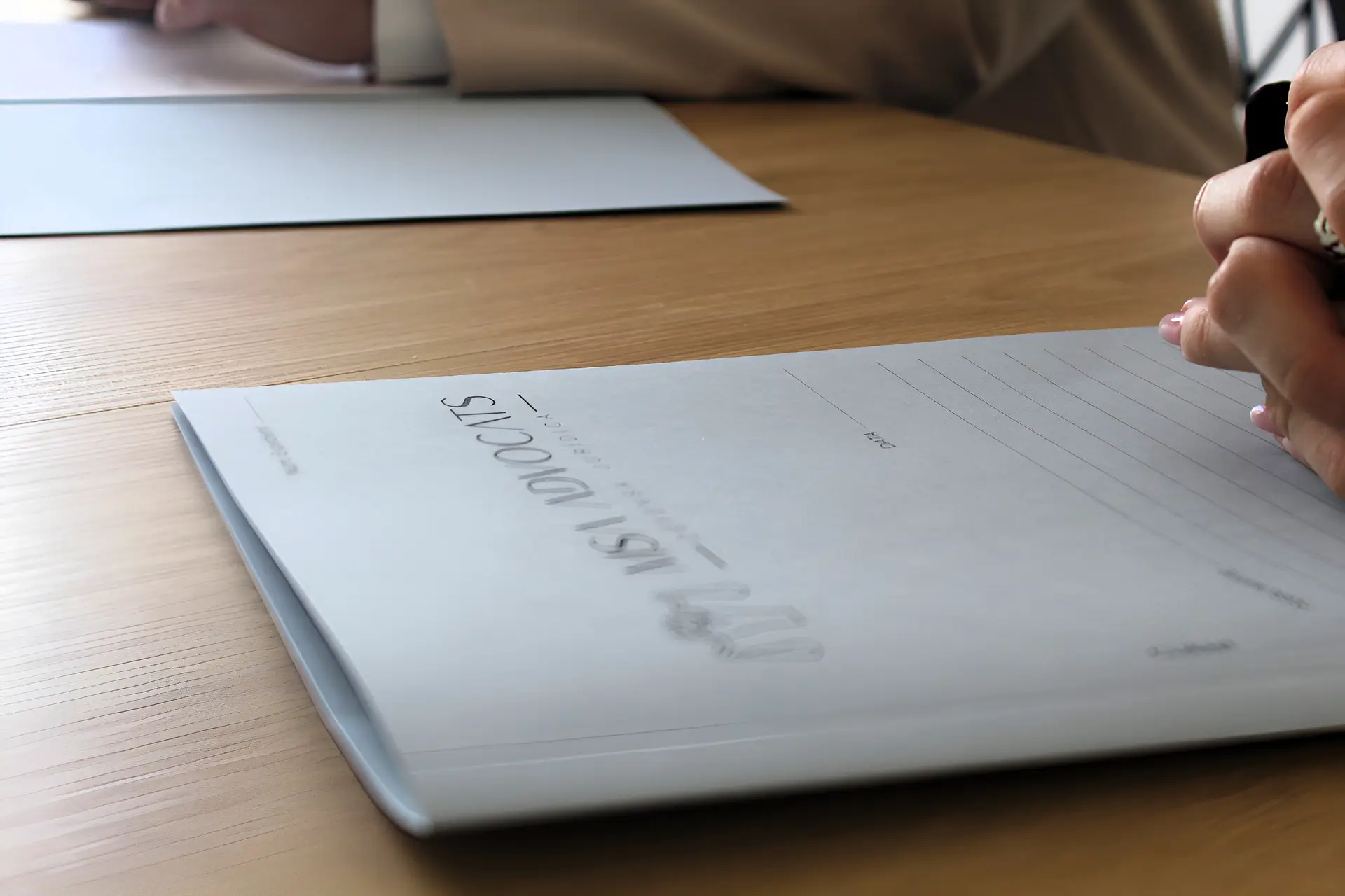 Absolución en delito de amenazas: la importancia de la pericial informática en la prueba de WhatsApp